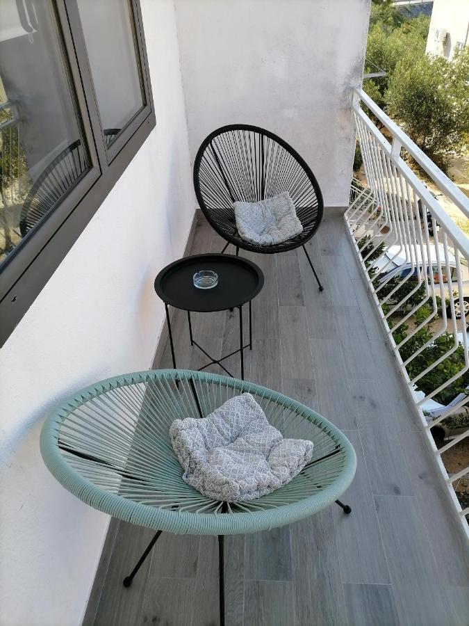Apartment Luka Tucepi Luaran gambar